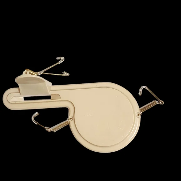 Teleflora charming Victorian roses cup and saucer display set - Picture 12 of 12